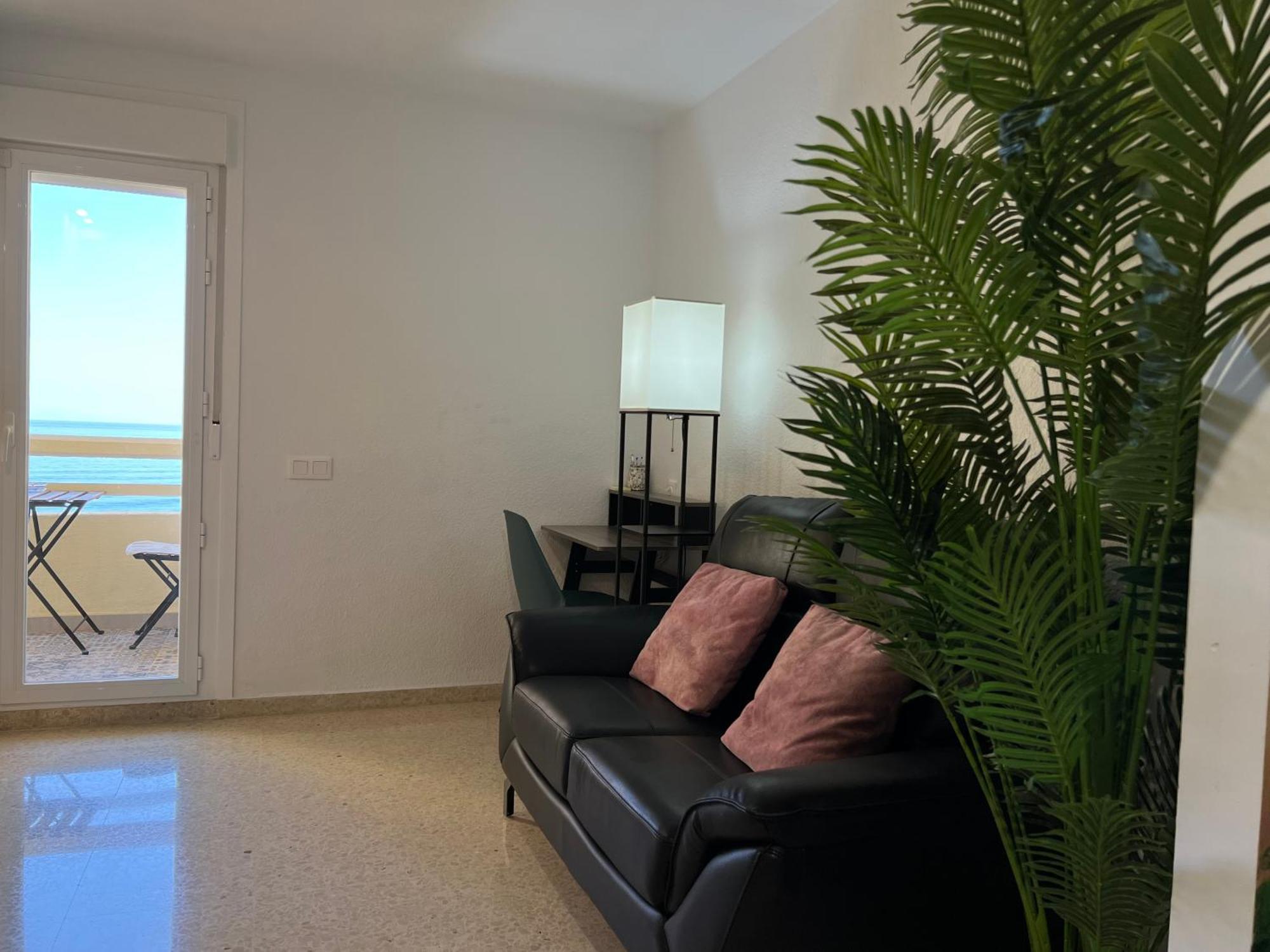 Apartamento The First Line Of The Sea Marbella